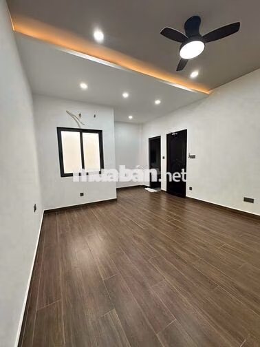 NHÀ ĐẸP BÀU CÁT –276D Bàu Cát, P.14, Q.Tân Bình – Có thang máy!!!