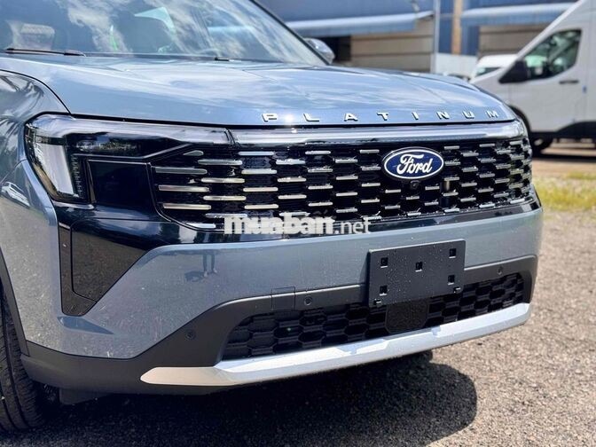 Territory Platinum xe sẵn giao ngay