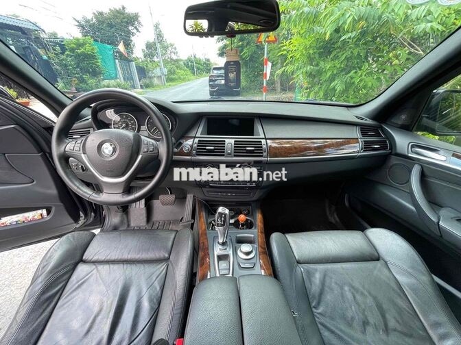 BMW X5 5 chỗ màu Đen