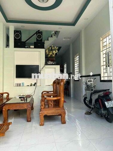Bán nhà mặt tiền ĐHT 05, 5x22m, 3 lầu, sát KDC An Sương, Q12