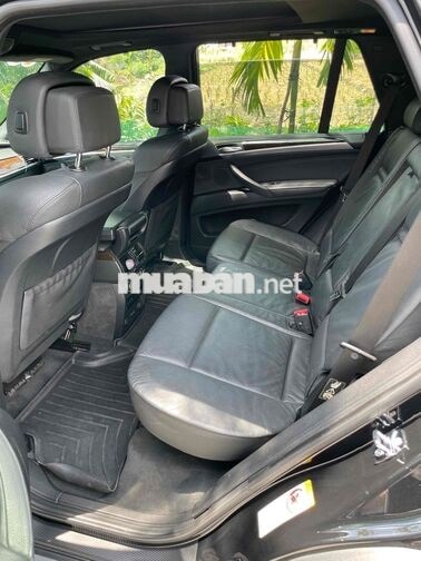 BMW X5 5 chỗ màu Đen