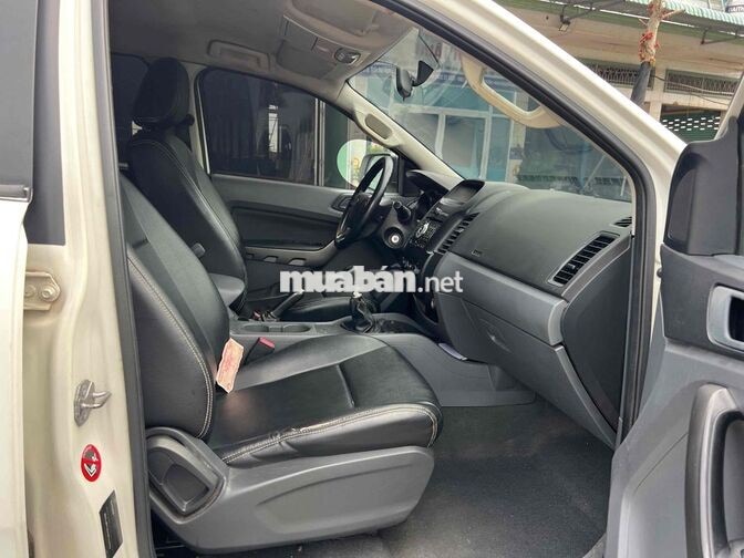 Ford Ranger 2017 Số sàn Trắng