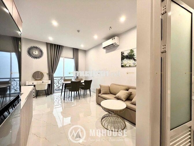 CHDV full nội thất 1pn và stu ban công ngay sân bay Tân Sơn Nhất