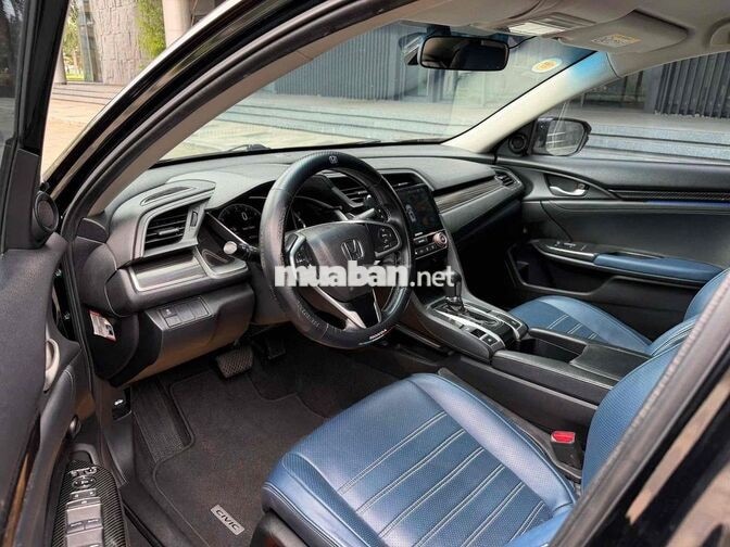 Honda Civic 1.8G 2019 Đen Bóng Đẹp Keng