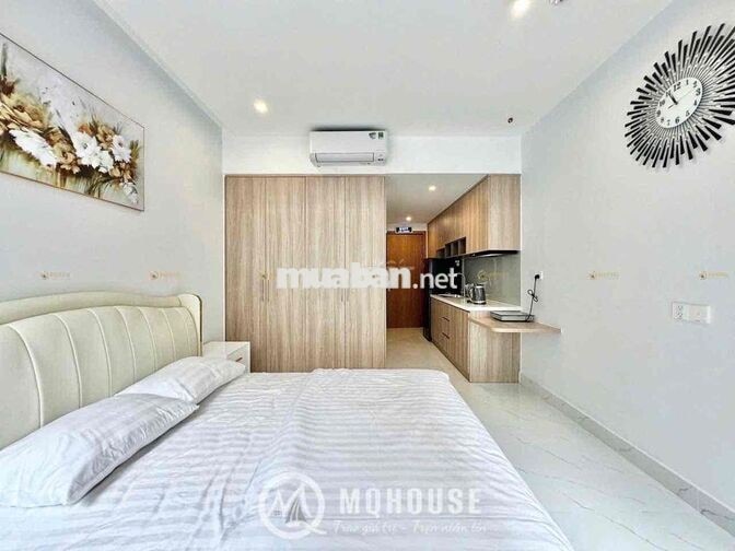 CHDV full nội thất 1pn và stu ban công ngay sân bay Tân Sơn Nhất