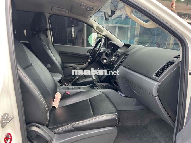 Ford Ranger 2017 Số sàn Trắng