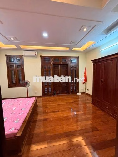 Nhà liền kề ngõ 37 phố Trần Kim Xuyến, 75M x 5 tầng nhà đẹp, đủ đồ Nt