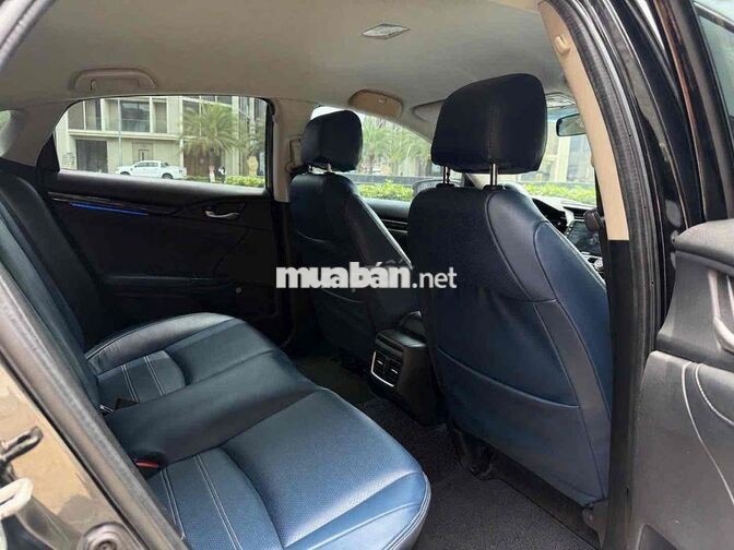 Honda Civic 1.8G 2019 Đen Bóng Đẹp Keng