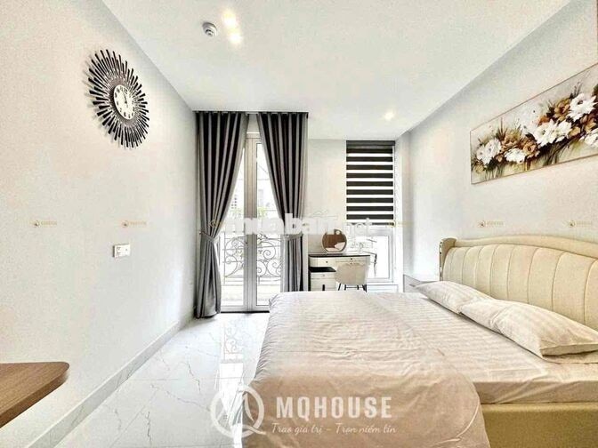 CHDV full nội thất 1pn và stu ban công ngay sân bay Tân Sơn Nhất