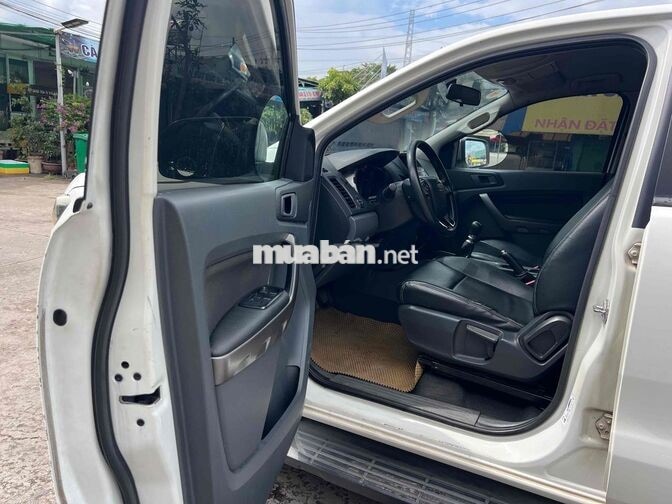 Ford Ranger 2017 Số sàn Trắng