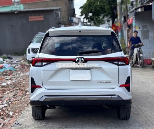Toyota Veloz CVT 2023 Trắng Tự động