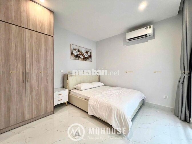 CHDV full nội thất 1pn và stu ban công ngay sân bay Tân Sơn Nhất