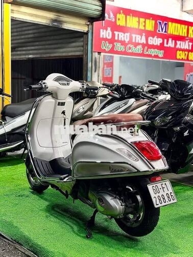 Piaggio Vespa 3V Trắng