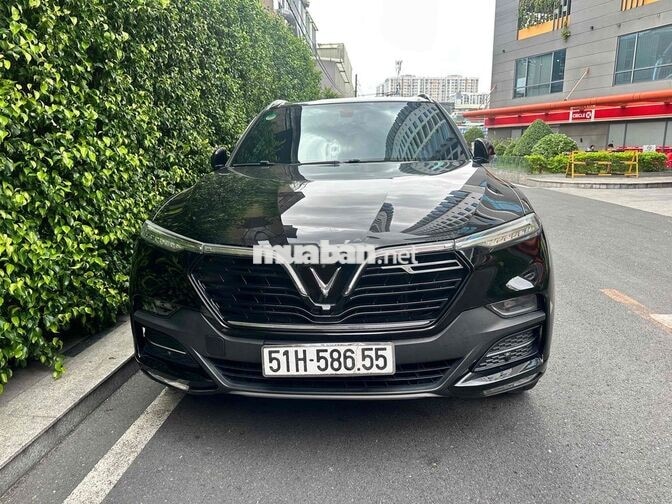 VinFast Lux SA2.0 Turbo Cao cấp 2 cầu Đen