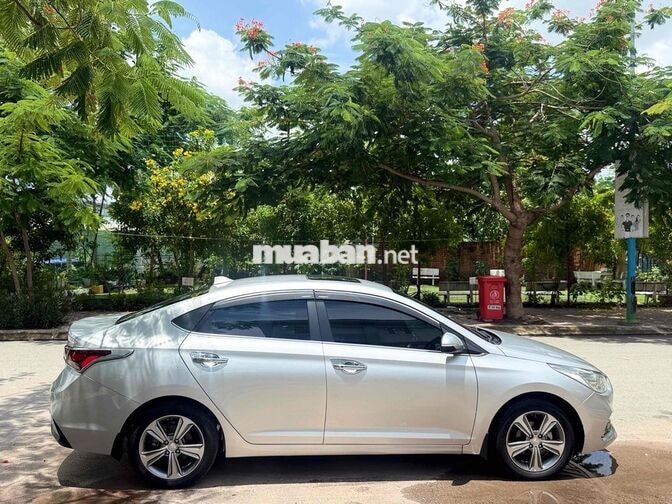 Hyundai Accent 2018 ATH Bạc 100.000 km