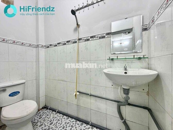 PHÒNG TRỌ GIÁ RẺ có tủ lạnh, máy lạnh, cửa sổ gần ĐHSG, KHTN, ĐHSP,...