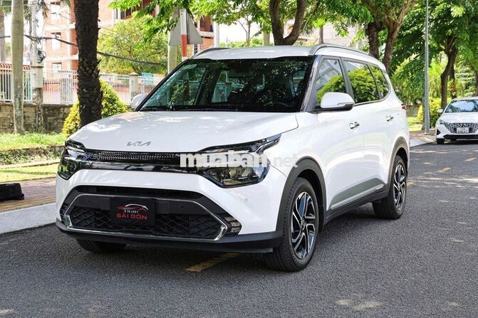 Kia Carens Premium 1.4 Turbo 2023 Trắng 7 chỗ