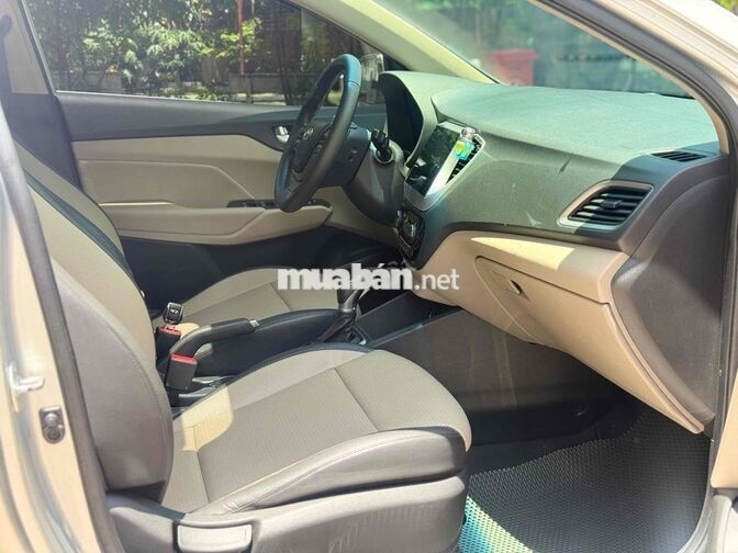 Hyundai Accent 2018 ATH Bạc 100.000 km