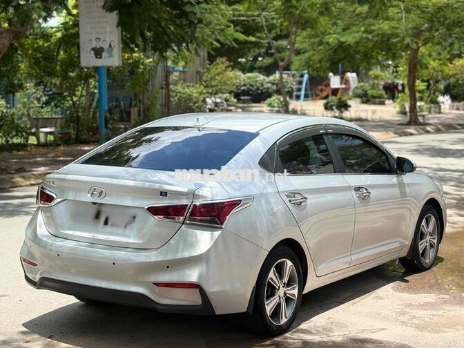 Hyundai Accent 2018 ATH Bạc 100.000 km