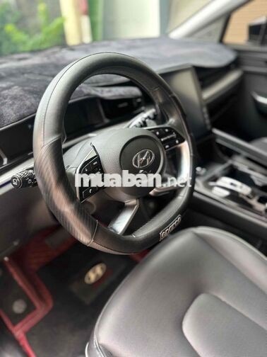 Hyundai Custin 2.0T Premium 2024 Đen 38.000 km