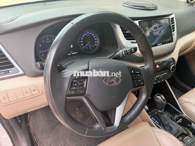 Hyundai Tucson 2015 - 100000 km