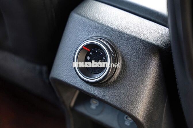 Kia Carens Premium 1.4 Turbo 2023 Trắng 7 chỗ
