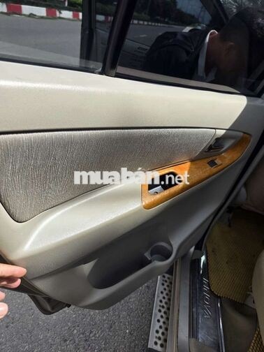 Toyota Innova GSR 2010 Vàng cát 145800 km