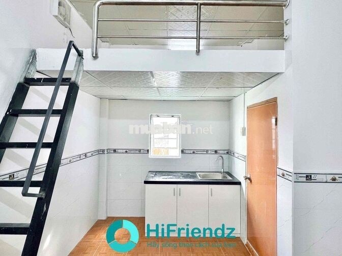 PHÒNG TRỌ có gác giá rẻ gần UEH B chỉ 10p đi xe, sẵn máy lạnh, bếp