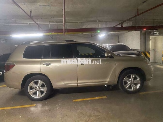 Toyota Highlander 2009 chính chủ sử dụng