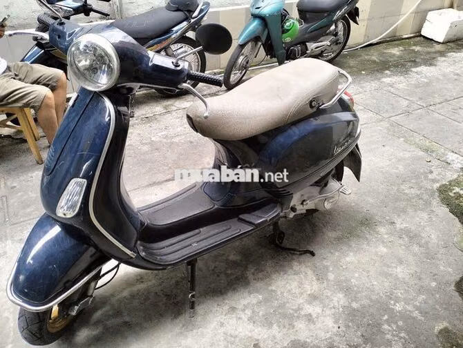 Piaggio Vespa LX125 Xanh đậm