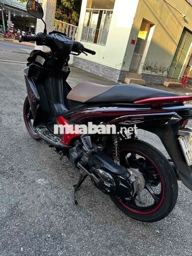 Yamaha Nouvo 5 Tự động Đen, Đỏ