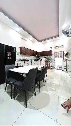 BÁN RẺ NHÀ AN BÌNH, 1TRỆT 1LẦU, SỔ HỒNG, HẺM OTO 4 CHỖ, GẦN CHỢ ĐỒI