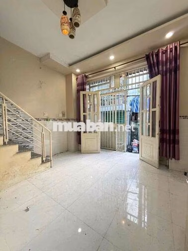 Bán nhà Hẻm 118 Bùi Văn Ba, P. Tân Thuận Đông, Quận 7 - DT 4.2 x 5.2m