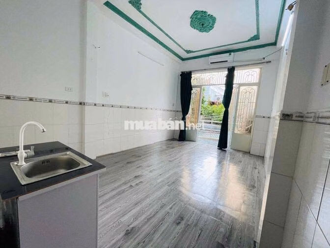 CHO THUÊ STUDIO BANCOL NGAY ĐH VĂN HIẾN LUỸ BÁN BÍCH