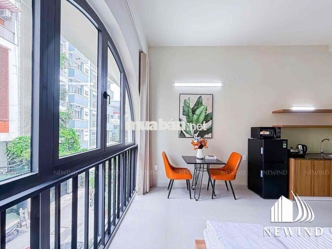 KHAI TRƯƠNG CĂN HỘ SIÊU THOÁNG NGAY TÔ HIỆU SÁT ĐẦM SEN NHÀ THANG MÁY