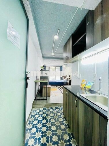 STUDIO BAN CÔNG ĐẦY ĐỦ NỘI THẤT GẦN LOTTE Q7