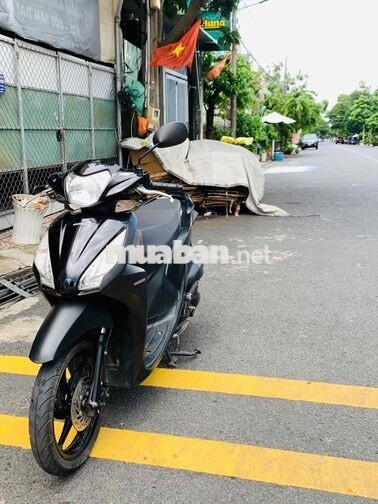 Honda Vision 2015 mau đen