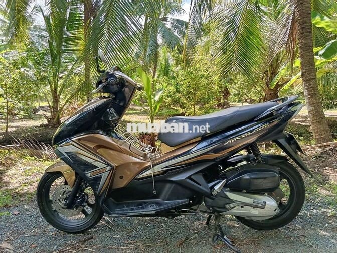 Honda Air Blade 125 2014 Đen, Vàng đồng