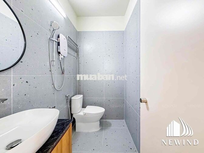 KHAI TRƯƠNG CĂN HỘ SIÊU THOÁNG NGAY TÔ HIỆU SÁT ĐẦM SEN NHÀ THANG MÁY