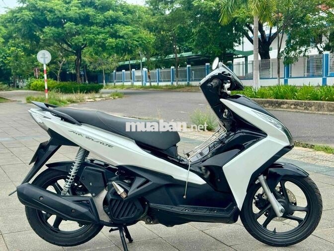Honda Air Blade Trắng đen Thể thao