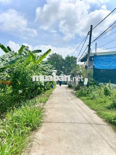 Gả gấp cho chủ mới đường Nhữ Tiến Hiền 230m2 có 200 thổ giá 745tr