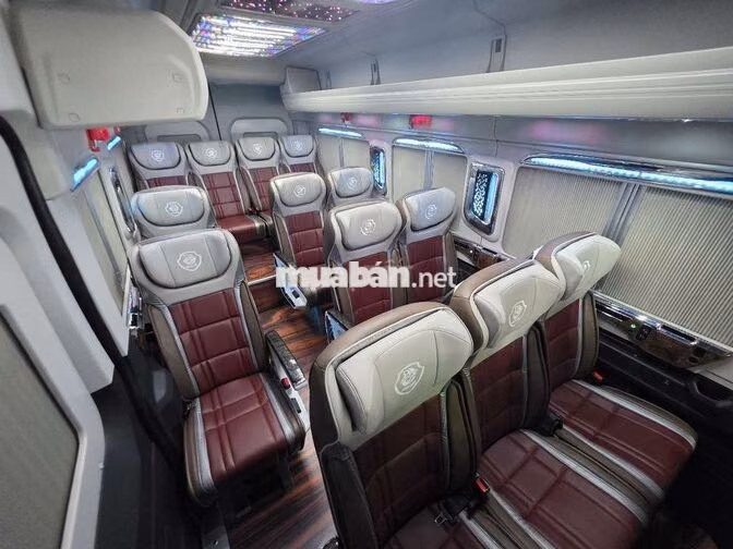 Xe khách Ford Transit 18 chỗ cải tạo 16s giao ngay