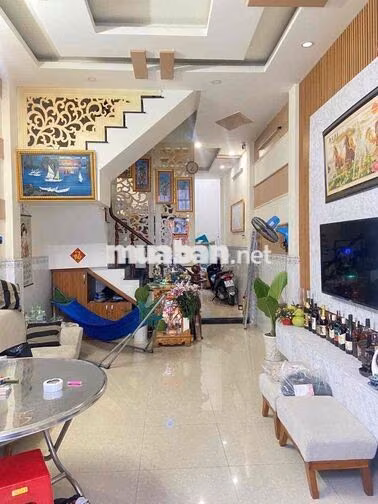 bán nhà 55/ trương đình hội, Quận8 cũ. 1 triệt 2L thương lượng mạnh