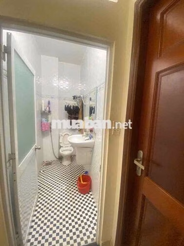 bán nhà 55/ trương đình hội, Quận8 cũ. 1 triệt 2L thương lượng mạnh