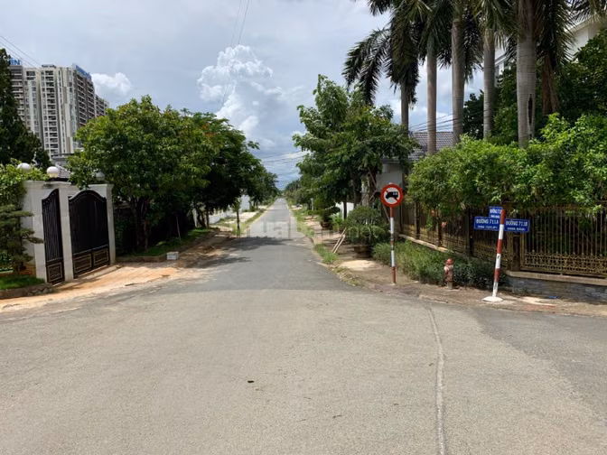 BÁN NHANH ĐẤT DỰ ÁN ĐẠI HỌC BÁCH KHOA  LONG TRƯỜNG QUẬN 9 SỔ ĐỎ 