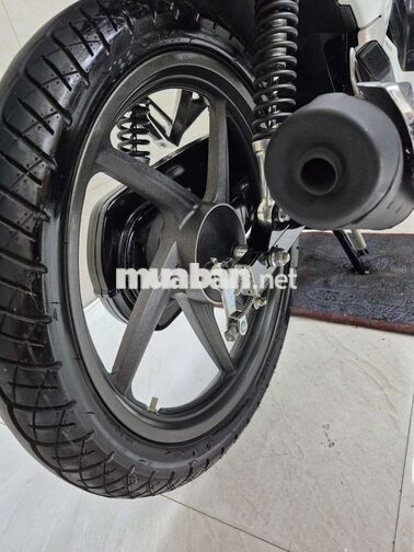 Honda Future 125 2025 Trắng đen 3000 km