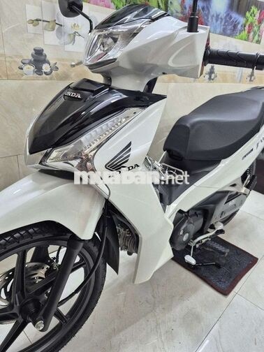 Honda Future 125 2025 Trắng đen 3000 km