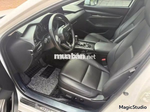 Mazda 3 2023