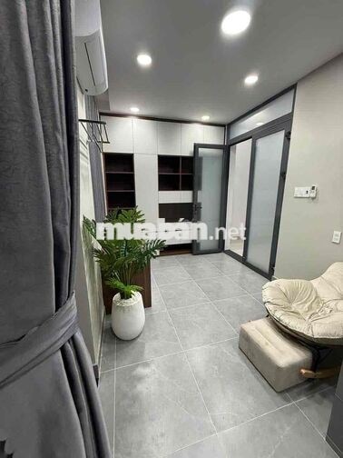 CẦN CHO THUÊ NHÀ THƯƠNG MẠI PHÚ MỸ NỘI THẤT ĐẸP