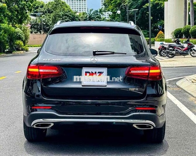 Mercedes-Benz GLC300 AMG 4MATIC 2019 Đen